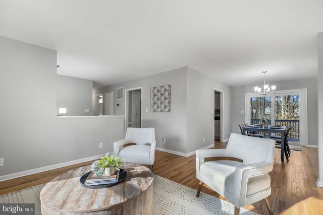 1703 SHERWOOD DR, Fredericksburg, VA 22405