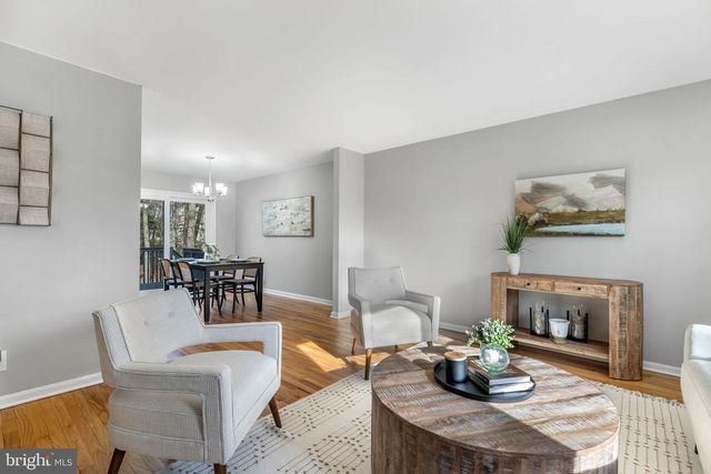 1703 SHERWOOD DR, Fredericksburg, VA 22405