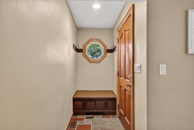 2127 Crestview COURT, Milwaukee, WI 53226