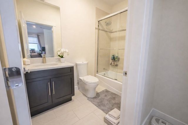 9 Montague Street C, Cambridge, MA 02139