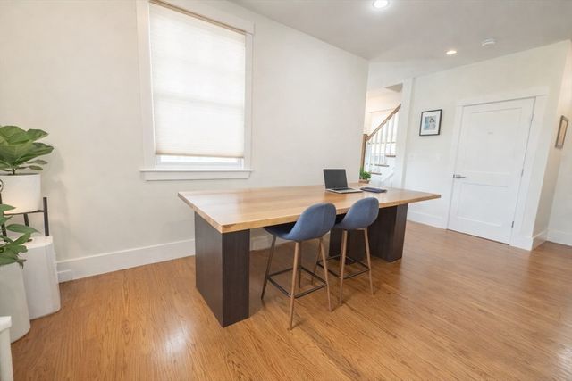 9 Montague Street C, Cambridge, MA 02139