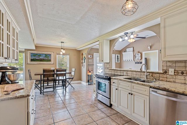 1808 HIGHWAY 191, Jemison, AL 35085