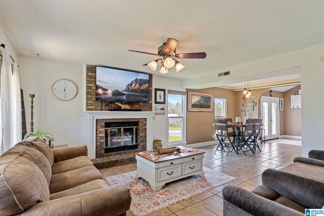 1808 HIGHWAY 191, Jemison, AL 35085