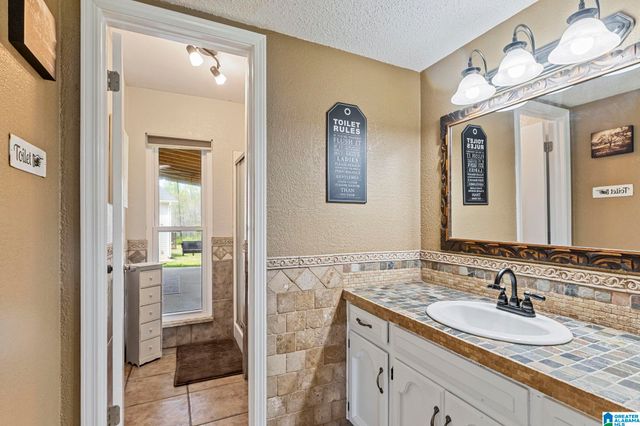 1808 HIGHWAY 191, Jemison, AL 35085