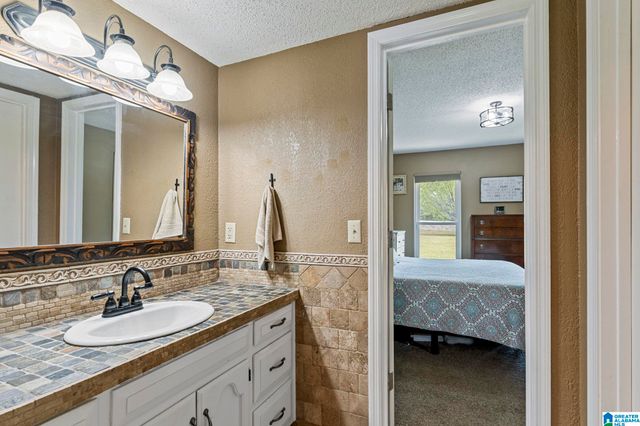 1808 HIGHWAY 191, Jemison, AL 35085