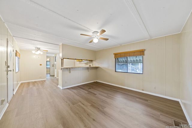 1506 HONEYSUCKLE LN, New Braunfels, TX 78130