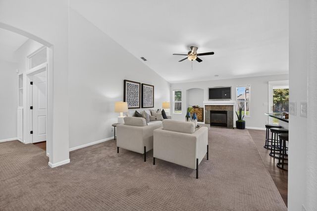 3046 Grizzly Bay, West Sacramento, CA 95691