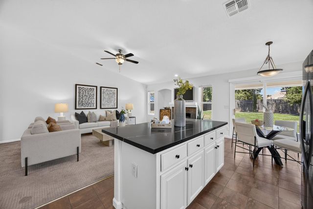 3046 Grizzly Bay, West Sacramento, CA 95691