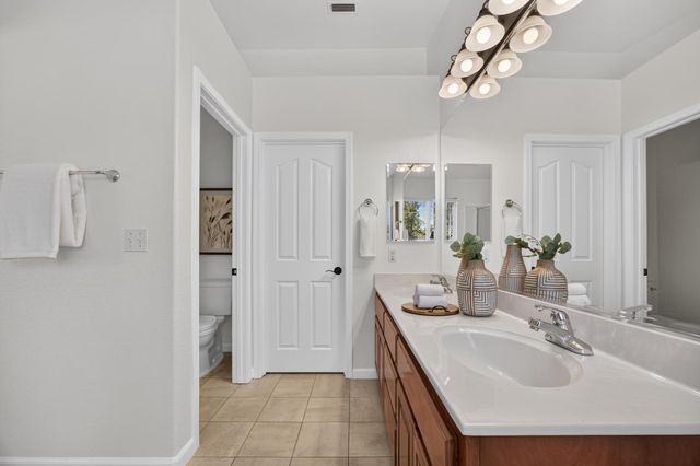 3046 Grizzly Bay, West Sacramento, CA 95691