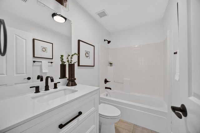 3046 Grizzly Bay, West Sacramento, CA 95691