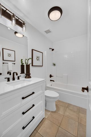 3046 Grizzly Bay, West Sacramento, CA 95691