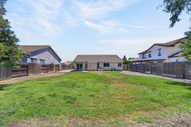 3046 Grizzly Bay, West Sacramento, CA 95691