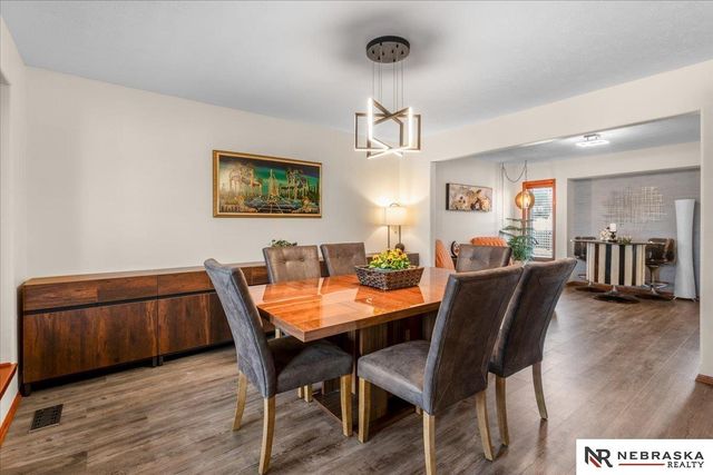 2205 Oriole Drive, Bellevue, NE 68123