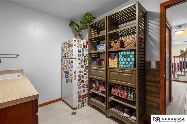 2205 Oriole Drive, Bellevue, NE 68123