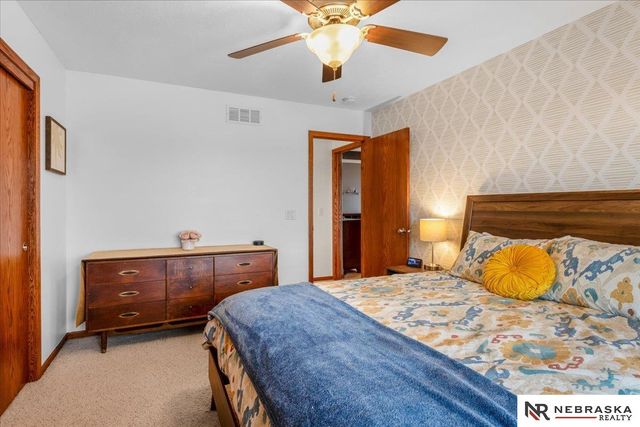 2205 Oriole Drive, Bellevue, NE 68123