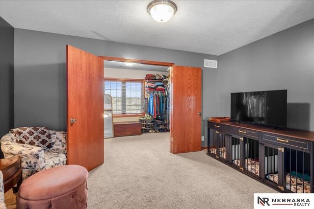 2205 Oriole Drive, Bellevue, NE 68123