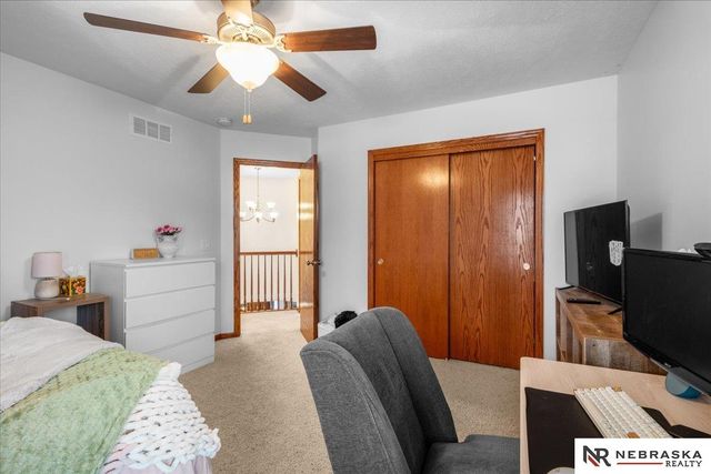 2205 Oriole Drive, Bellevue, NE 68123