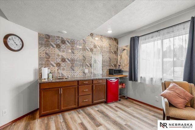 2205 Oriole Drive, Bellevue, NE 68123