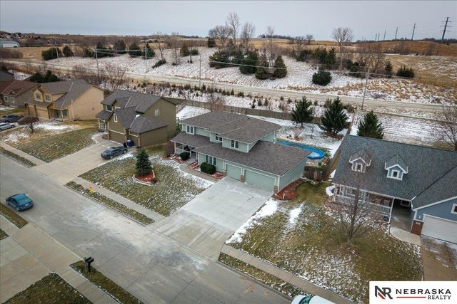 2205 Oriole Drive, Bellevue, NE 68123