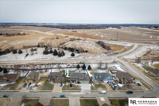 2205 Oriole Drive, Bellevue, NE 68123
