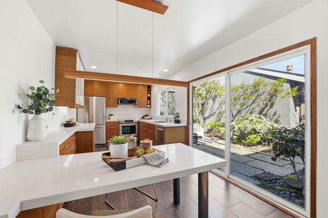 169 Escobar Avenue, Los Gatos, CA 95032