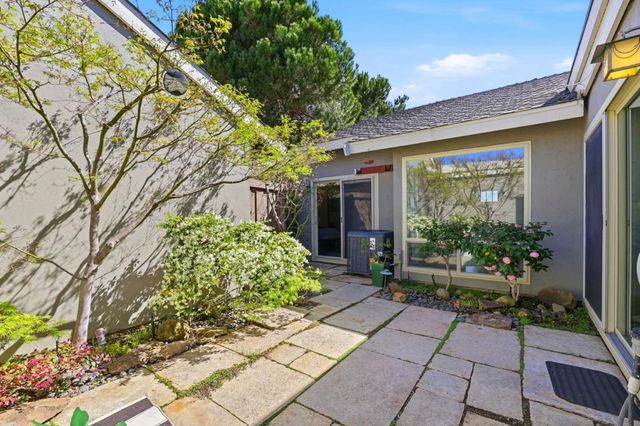 169 Escobar Avenue, Los Gatos, CA 95032