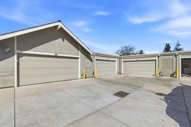 169 Escobar Avenue, Los Gatos, CA 95032