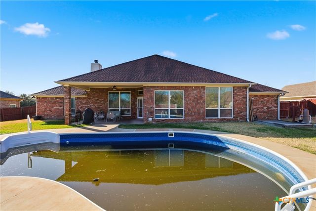 2111 Kangaroo Trail, Harker Heights, TX 76548