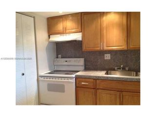 2903 N Miami Beach Blvd 505, North Miami Beach, FL 33160