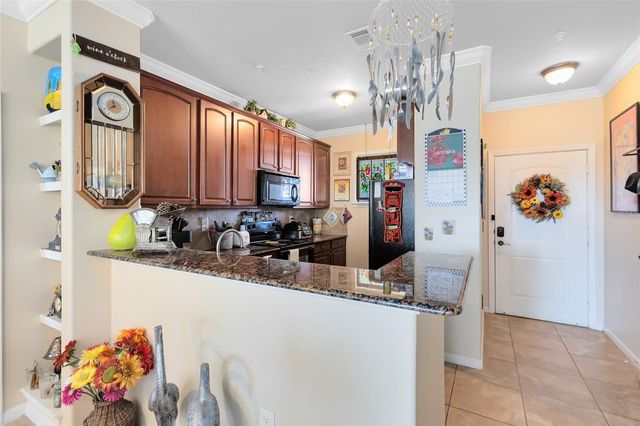 906 CHARO PARKWAY 433, Davenport, FL 33897