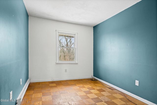 32 Maxwell Drive, Troy, NY 12180