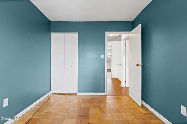 32 Maxwell Drive, Troy, NY 12180