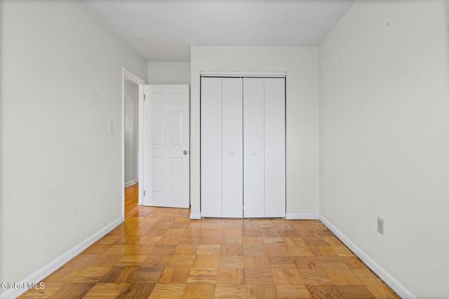 32 Maxwell Drive, Troy, NY 12180