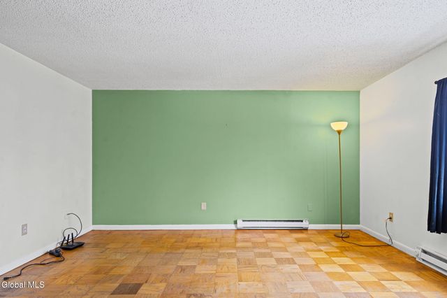 32 Maxwell Drive, Troy, NY 12180