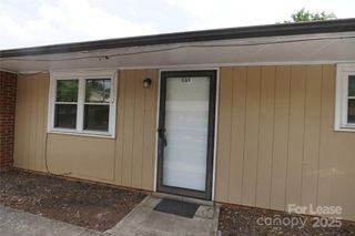 644 3rd Street SE, Hickory, NC 28602