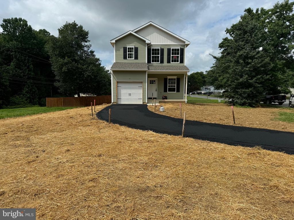 42 THOMAS JEFFERSON BLVD, Newark, DE 19702