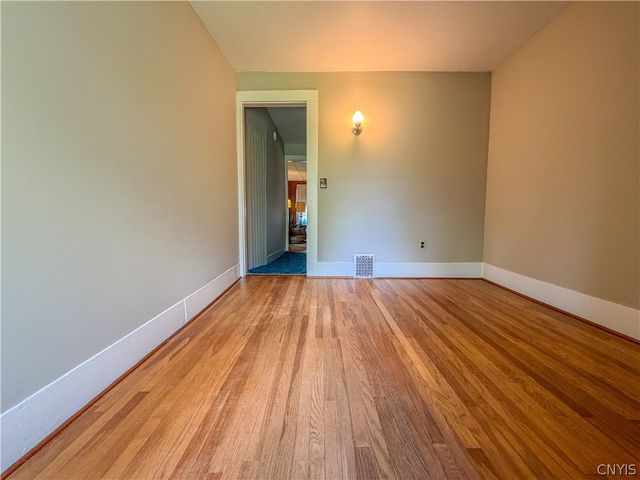 250 State Street, Auburn, NY 13021
