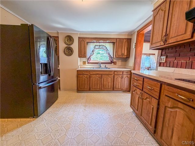 250 State Street, Auburn, NY 13021
