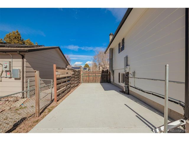 4055 Jet Wing Pl, Colorado Springs, CO 80916