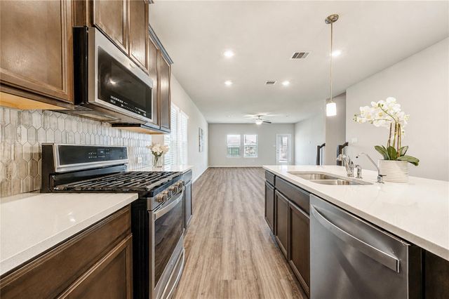 1218 Glendora Drive, Rosharon, TX 77583