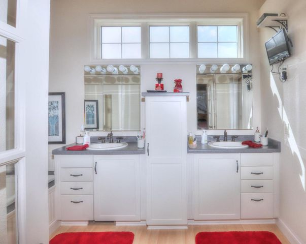 555 Moraine DRIVE, Elkhart Lake, WI 53020