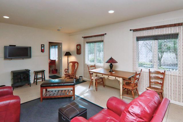 555 Moraine DRIVE, Elkhart Lake, WI 53020