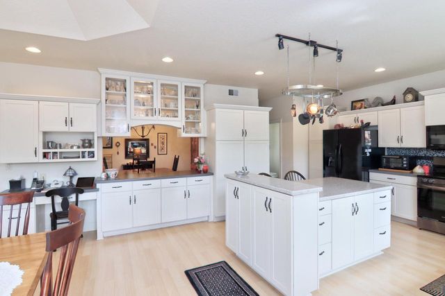 555 Moraine DRIVE, Elkhart Lake, WI 53020