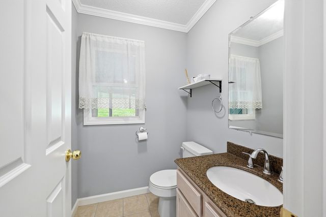 83 Buckley Blvd 83, Chicopee, MA 01020