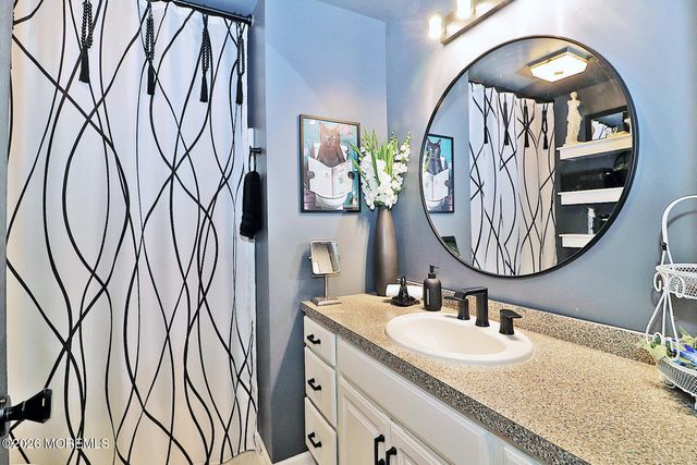 8 Keelson Drive, Waretown, NJ 08758