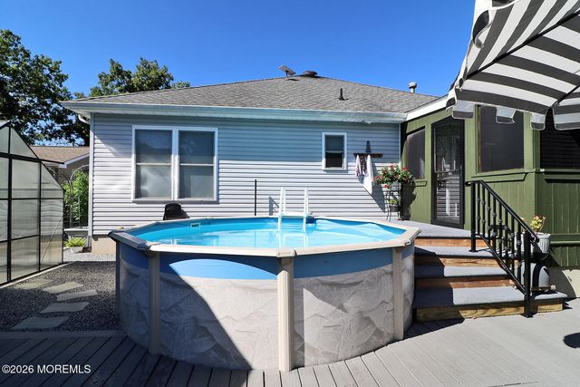 8 Keelson Drive, Waretown, NJ 08758