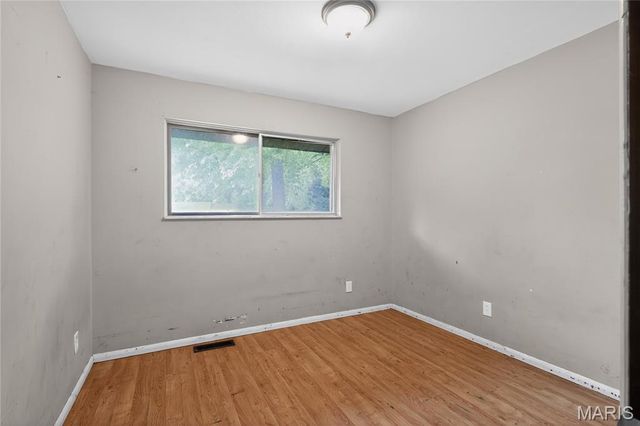 1065 Briarbrae Drive, St Louis, MO 63138