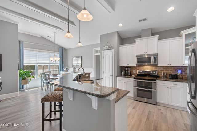 7036 Sevilleen Drive SW, Ocean Isle Beach, NC 28469