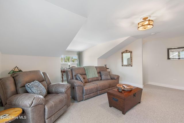 7036 Sevilleen Drive SW, Ocean Isle Beach, NC 28469