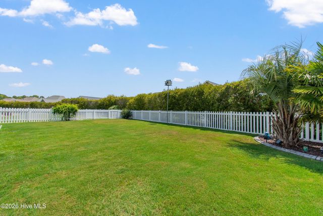 7036 Sevilleen Drive SW, Ocean Isle Beach, NC 28469